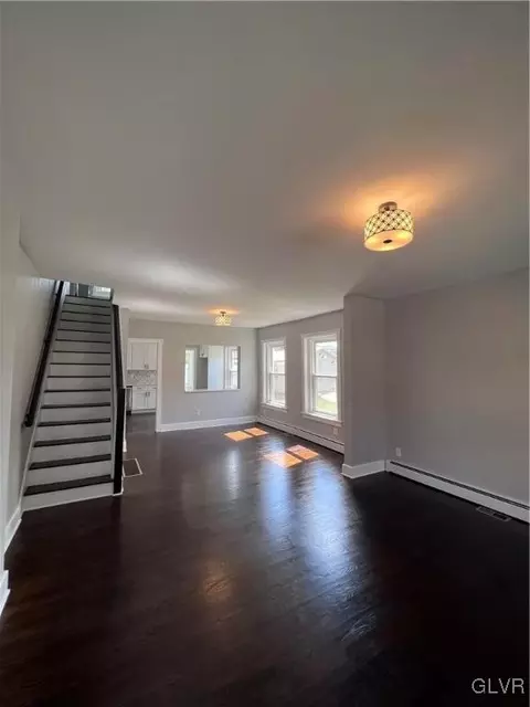 422 E Laurel St, Bethlehem, PA 18018 photo 5