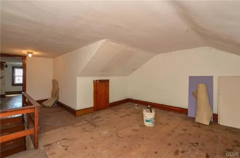 308 E Broad St, Hazleton, PA 18201 photo 10