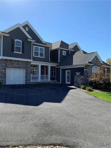 433 Newlins Rd E #W-208, Forks Twp, PA 18040