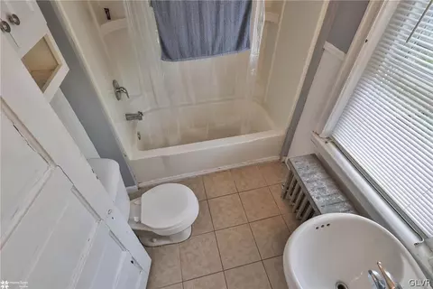 728 Evans St, Bethlehem, PA 18015 photo 17