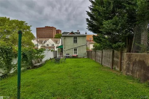 728 Evans St, Bethlehem, PA 18015 photo 47