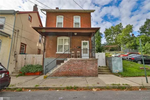 728 Evans St, Bethlehem, PA 18015 photo 1