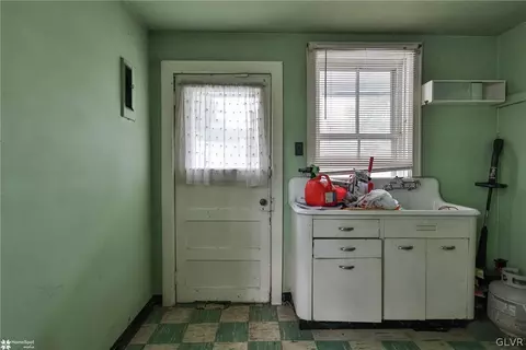 728 Evans St, Bethlehem, PA 18015 photo 39