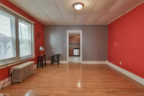 728 Evans St, Bethlehem, PA 18015 photo 8
