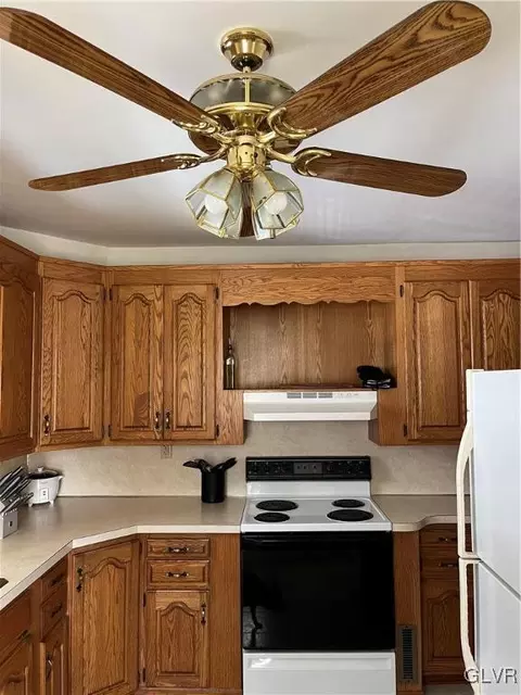 662 E Macada Rd, Bethlehem, PA 18017 photo 10