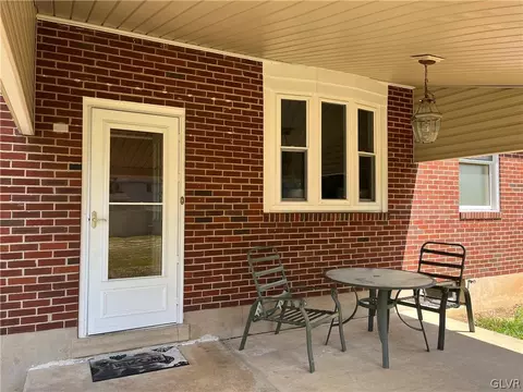662 E Macada Rd, Bethlehem, PA 18017 photo 12