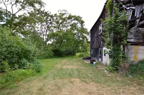 552 Bauer Rd, Bath, PA 18014 photo 23