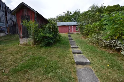 552 Bauer Rd, Bath, PA 18014 photo 13
