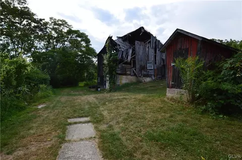 552 Bauer Rd, Bath, PA 18014 photo 21