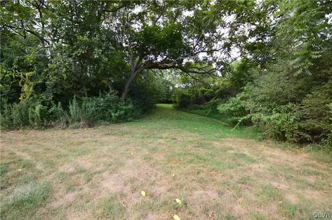 552 Bauer Rd, Bath, PA 18014 photo 18