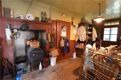 552 Bauer Rd, Bath, PA 18014 photo 42