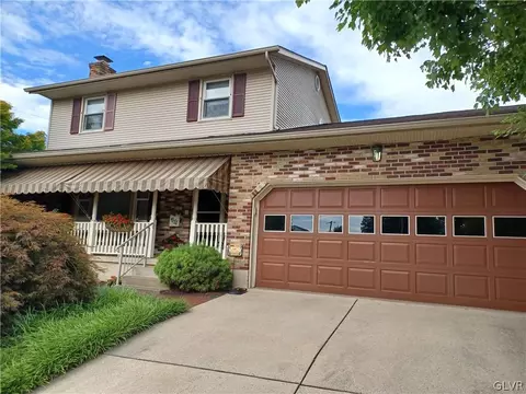 3101 N 5th St, Hokendauqua, PA 18052