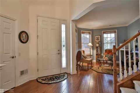 1065 Resolution Dr, Bethlehem, PA 18017 photo 6