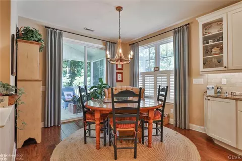 1065 Resolution Dr, Bethlehem, PA 18017 photo 27