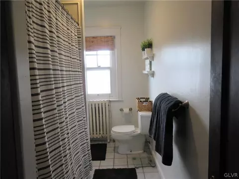 425 E Laurel St, Bethlehem, PA 18018 photo 21