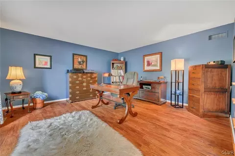 2721 Temple Dr, Sinking Spring, PA 19608 photo 5