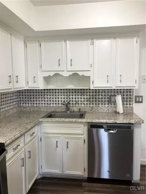 5616 Grace Ave, Bethlehem, PA 18017 photo 12