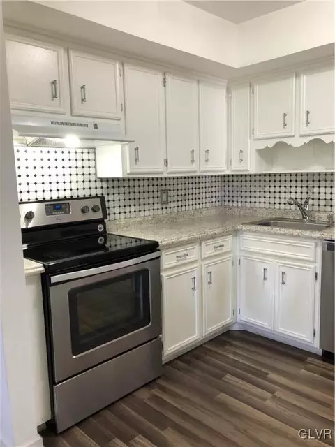 5616 Grace Ave, Bethlehem, PA 18017 photo 10
