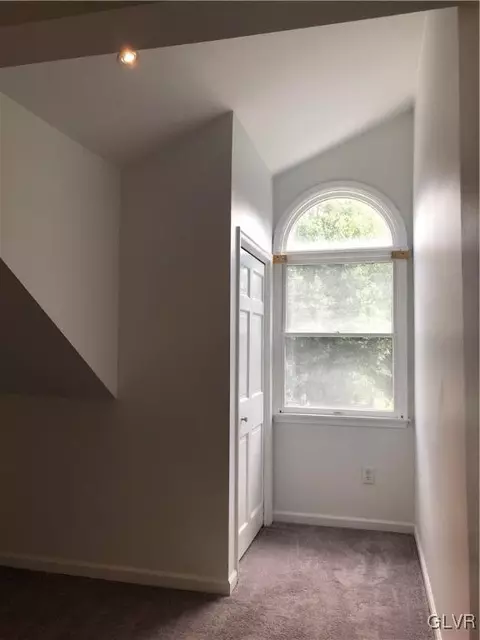 5616 Grace Ave, Bethlehem, PA 18017 photo 29