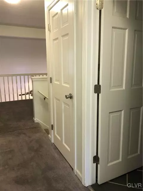 5616 Grace Ave, Bethlehem, PA 18017 photo 18