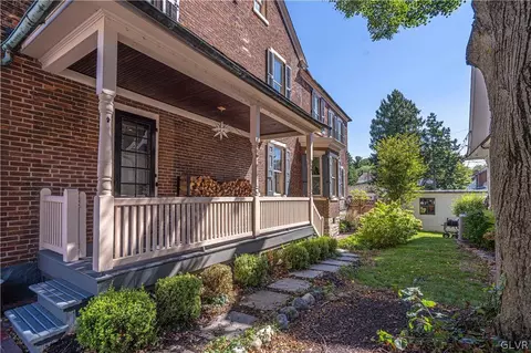 30 E Wall St, Bethlehem, PA 18018 photo 4