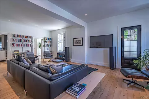 30 E Wall St, Bethlehem, PA 18018 photo 8