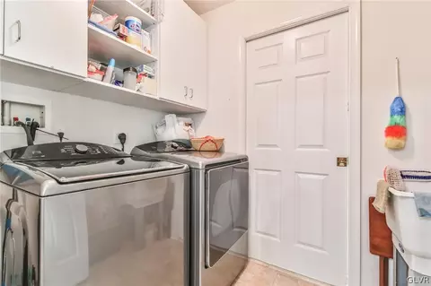 5351 General Dr, Bethlehem, PA 18017 photo 50