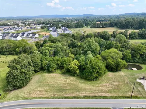 3721 Gehman Rd, Macungie Twp, PA 18062