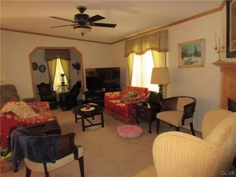 3 Parkview Ct, Bath, PA 18014 photo 15