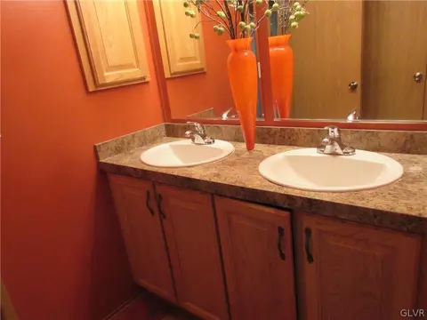 3 Parkview Ct, Bath, PA 18014 photo 27