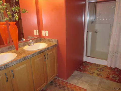 3 Parkview Ct, Bath, PA 18014 photo 25