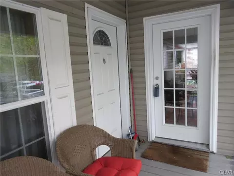 3 Parkview Ct, Bath, PA 18014 photo 11