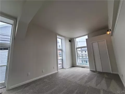 143 E Main St, Bath, PA 18014 photo 19