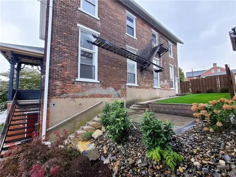 143 E Main St, Bath, PA 18014 photo 27