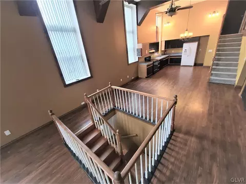 143 E Main St, Bath, PA 18014 photo 11