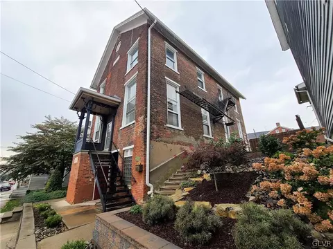 143 E Main St, Bath, PA 18014 photo 2