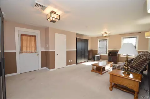 126 Worman Rd, Bath, PA 18014 photo 22