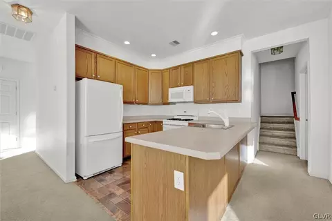 1877 Gregory Pl, Hellertown, PA 18055 photo 15