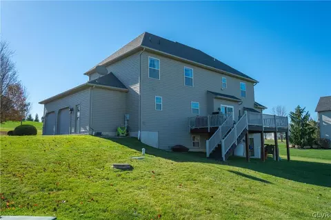 237 E Dell Rd, Bath, PA 18014 photo 37