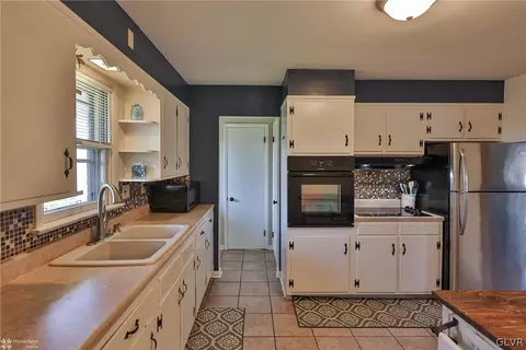 1768 Callone Ave, Bethlehem, PA 18017 photo 7