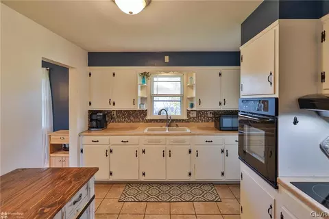 1768 Callone Ave, Bethlehem, PA 18017 photo 6