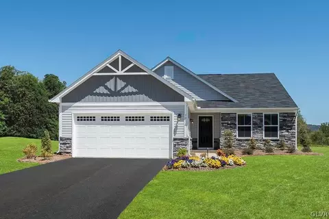 4224 Mimosa Ln, Whitehall Twp, PA 18052