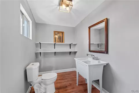 330 E Broad St, Bethlehem, PA 18018 photo 10