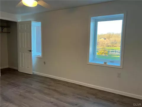 616 Main St, Bath, PA 18014 photo 23