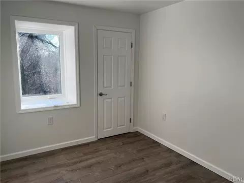 616 Main St, Bath, PA 18014 photo 11