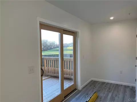 616 Main St, Bath, PA 18014 photo 9