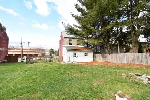 139 Main St, Hellertown, PA 18055 photo 17