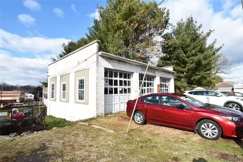 139 Main St, Hellertown, PA 18055 photo 20