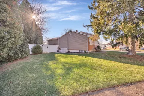 2005 Pinehurst Rd, Bethlehem, PA 18018 photo 25