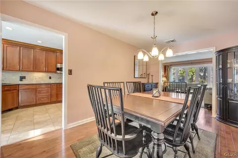 2005 Pinehurst Rd, Bethlehem, PA 18018 photo 10